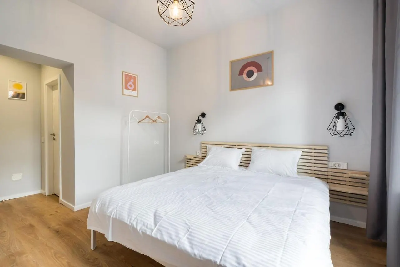 Cute Central Apartments In Villa Bucureşti