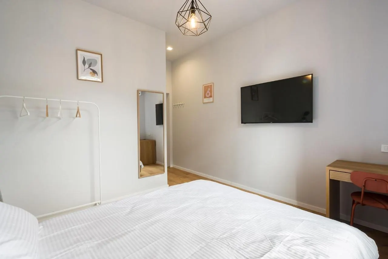 Cute Central Apartments In Villa Bucureşti